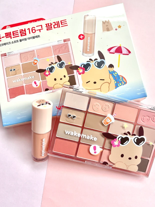 マキア サンリオコラボコスメ wakemake(ウェイクメイク)ソフト ブラリング アイパレット