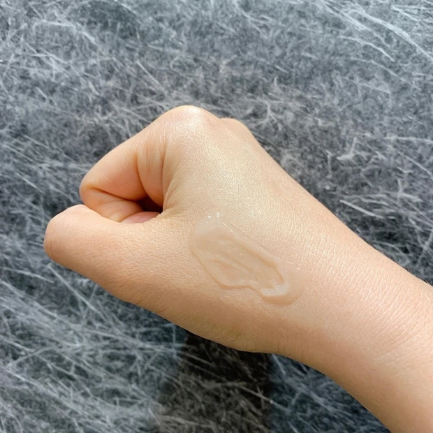 どんな肌タイプの方も使いやすいビタミンC美容液★_3