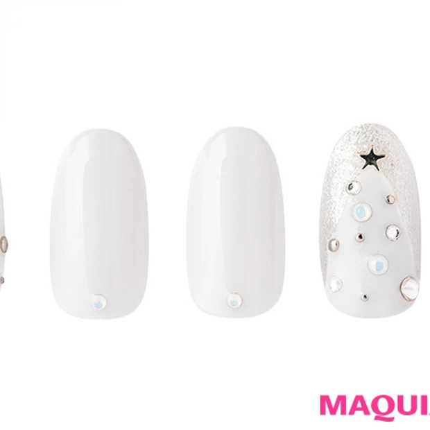 輝く雪が舞い降りる、純白の「大人クリスマス」ネイル