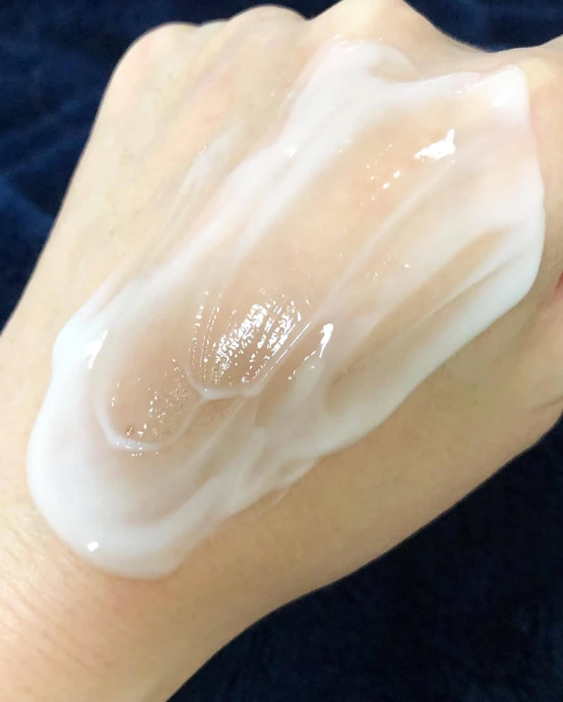 潤うから忙しいときの見方！マンダムのオールインワンジェル_2_2