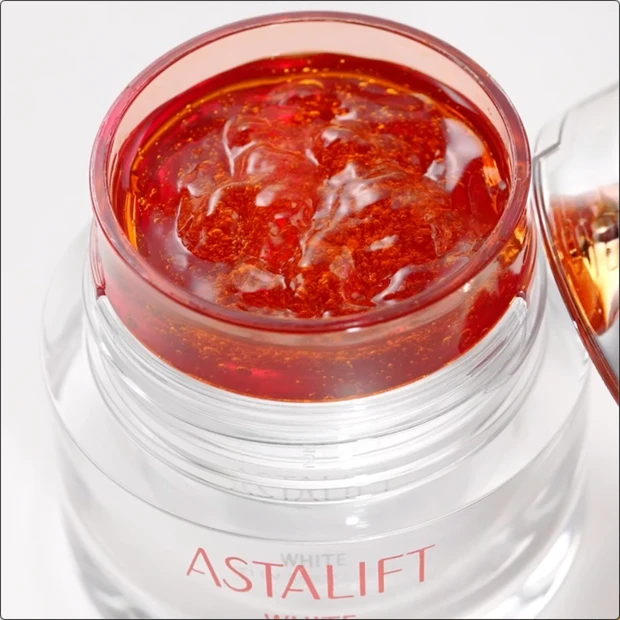 ASTALIFT(アスタリフト)マキアブロガーがぞっこん!大人気のジェリ…