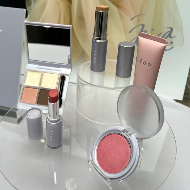 【自己紹介】マキアビューティーズのShioriです！メイク・スキンケア・美容医療を発信📣_2