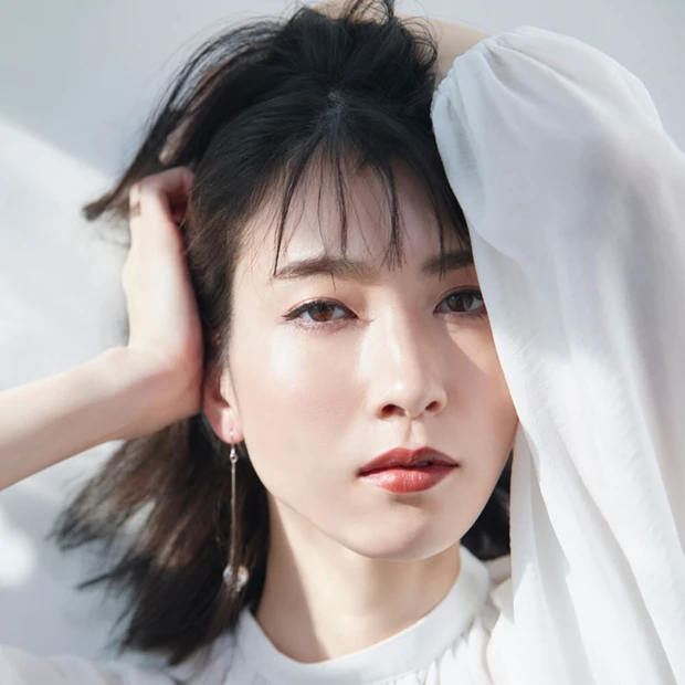 使うだけで個性が洗練される「AINOKI」のラインメイク
