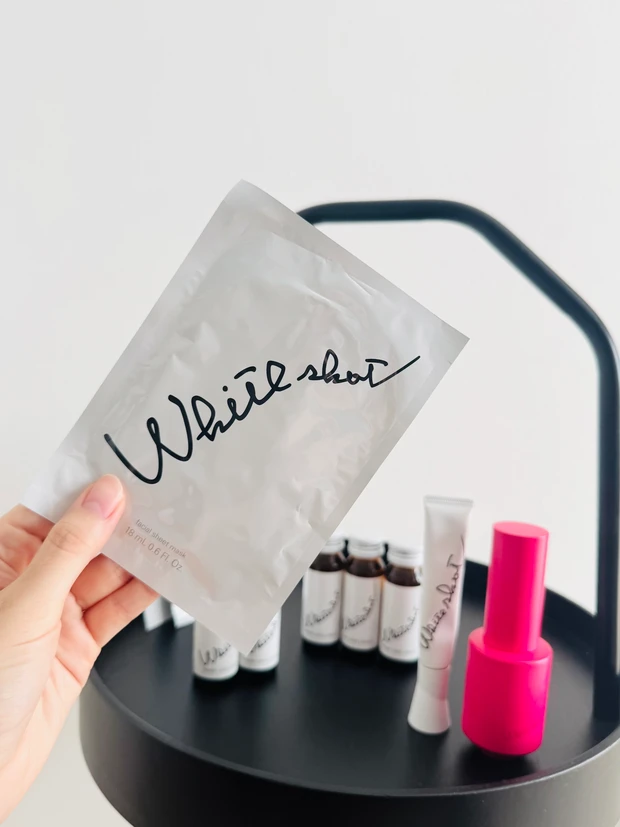 ホワイトショット マスク QXS