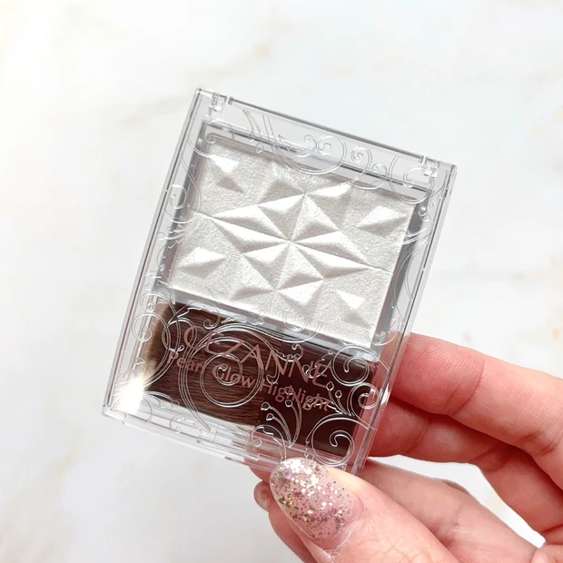 セザンヌ パールグロウハイライト SP3 スノーファンタジーのパッケージ写真