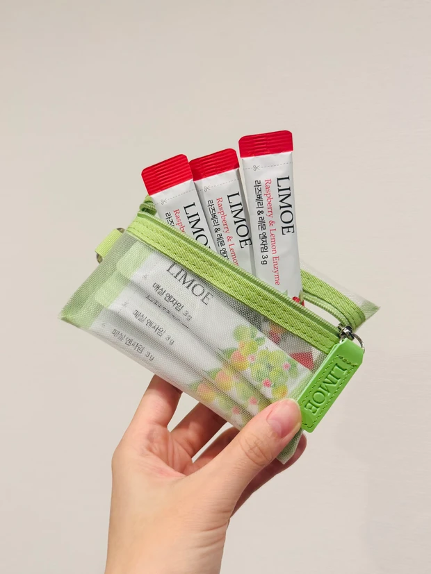 LIMOEの梅酵素・ラズベリーレモン酵素とポーチ