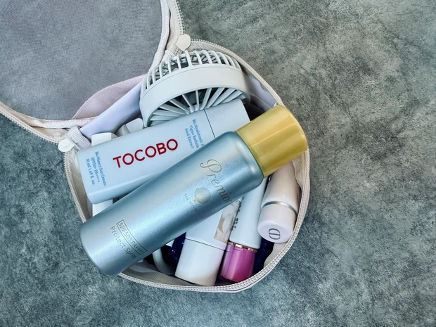 【インストラクターのポーチの中身】コレがあれば便利!猛暑の必需品は⁈愛用ポーチは【Her lip to BEAUTY × MAQUIA まんまるバニティポーチ】_2