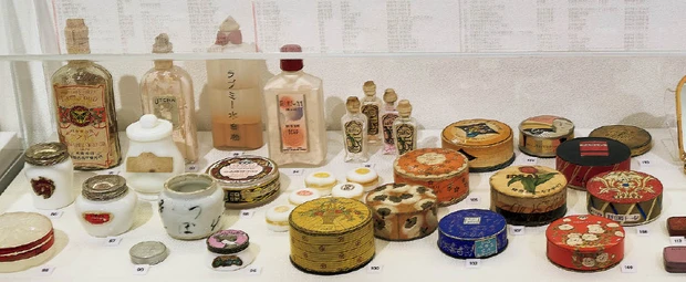 大正から昭和初期の化粧品の容器