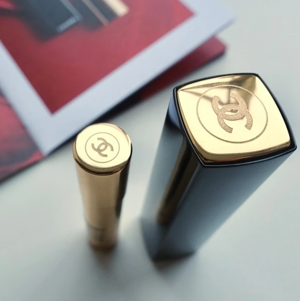 CHANEL シャネル ルージュ アリュール レクストレ 812ベージュブリュット 862ブランアフィルメ シャネルリップ 新作コスメ2022