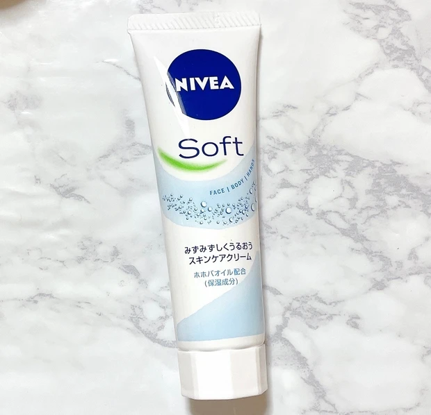 【おすすめ！トラベルセット】
サンプルやミニサイズが大活躍！？
《働く女子》旅行・出張中のリアルな美容事情！_6_1