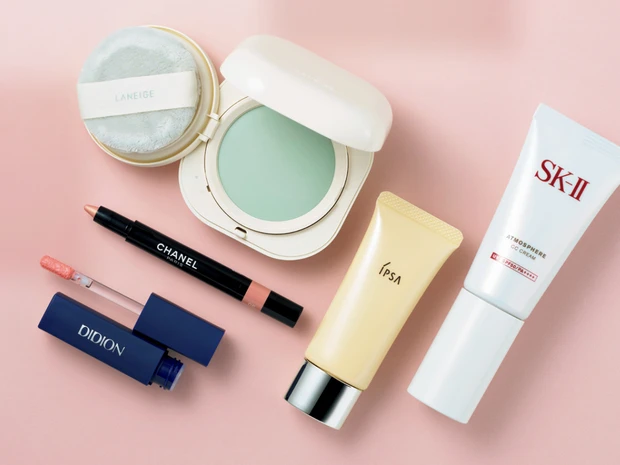 【推しの子】作者・横槍メンゴ先生が愛する鉄板コスメ。リピートするメイクアイテム、よわよわ肌を救ったスキンケアは？