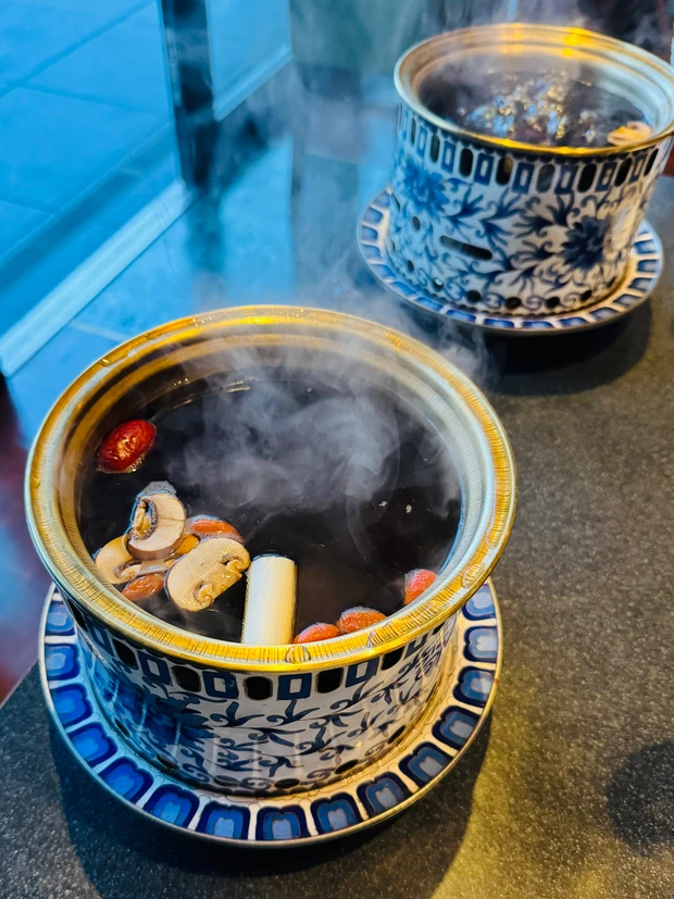 Shangri-La’s secret 表参道店の秘伝のブラックスープ