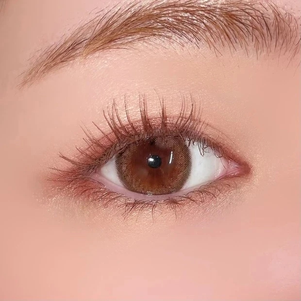 ディオールショウ サンク クルール 743 ローズ チュール