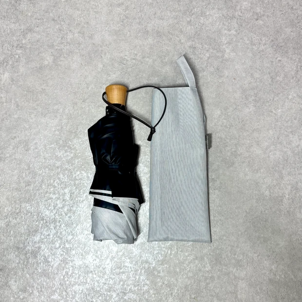 サンバリア100 3段折り たたんだ時の長サイズ感