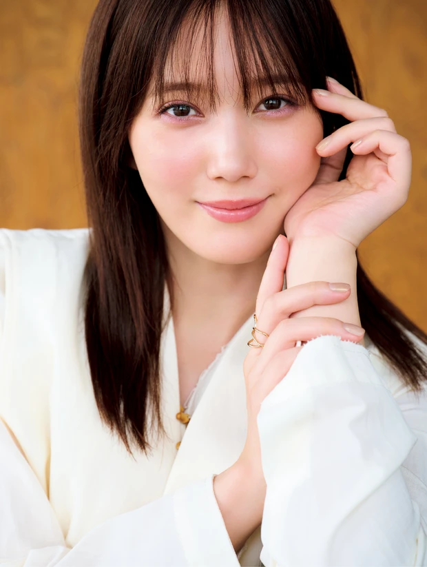 大人におすすめのピンクのワントーンメイク3選_3.初対面の好感度アップ!「青みピンク」のワントーンメイク_1