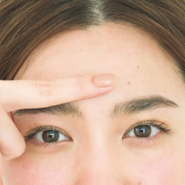 “指プレス”するだけ! 田中由佳さん考案のシワのばしテクがスゴイ