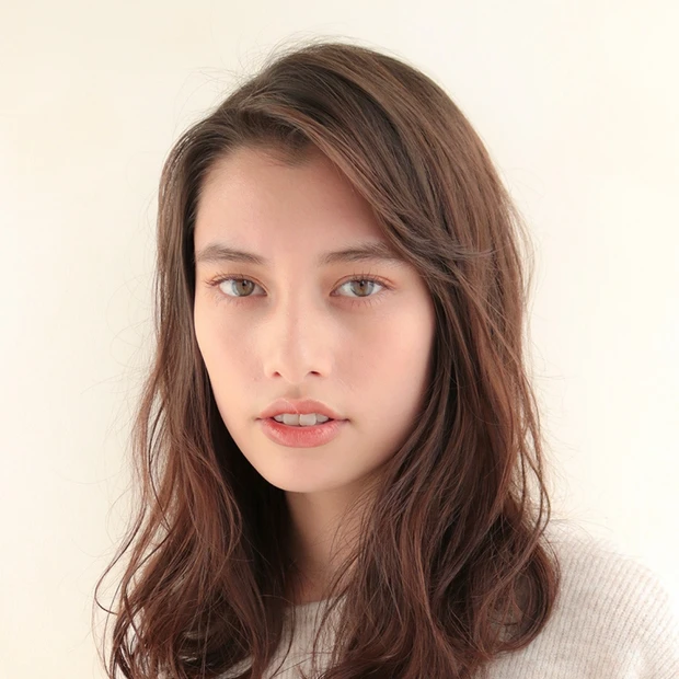 ラクラク時短できる、エアリーシルエットのゆるウェーブミディ