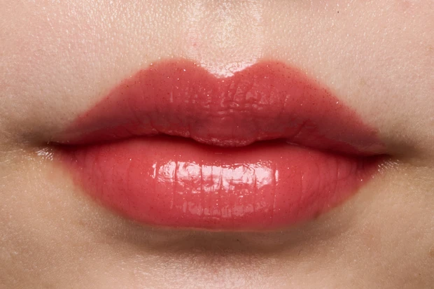 プチプラリップ ブルベ冬 オペラ グロウリップティント 311 スウォッチ