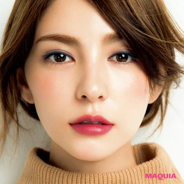 THREEのアイグロスなら、テク要らずでこなれ感アップのエレガントな目も…