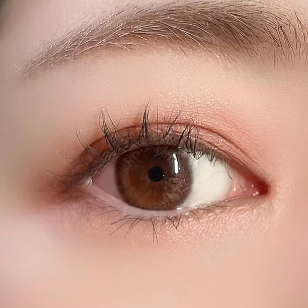 ポイントは肌作りと涙袋&唇♪マキア11月号『石原さとみさん』の表紙メイクに挑戦してみました。メイクレシピや動画も公開します⭐︎_12_2