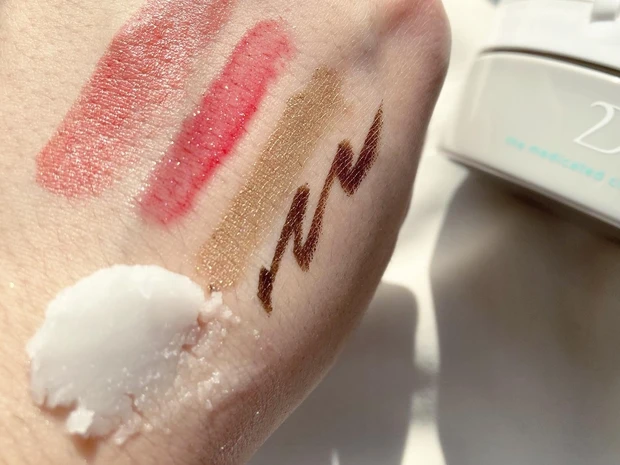 ゆらぎがちな肌にオススメ！DUOのザ 薬用バイタルバリアウォッシュ&ザ 薬用クレンジングバーム バリア_4_1