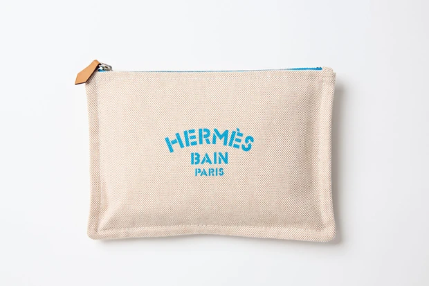 マキア 佐藤ありさ ポーチの中身 エルメス トラベルポーチ