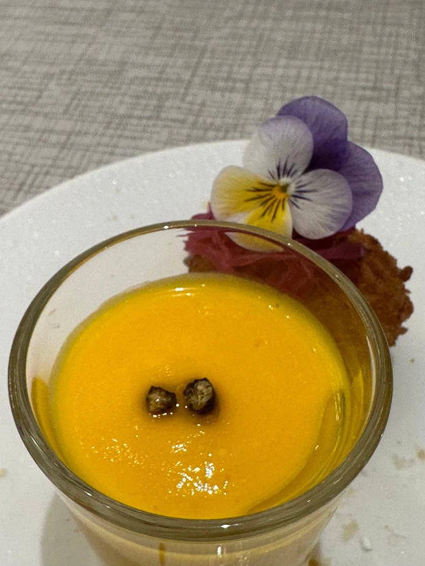 口紅型チョコレートの色までこだわった「ツインスタンドのサマーフルーツアフターンティー」_12_2