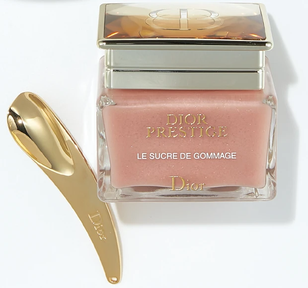 鈴木えみ愛用スキンケア ディオール プレステージ ル ゴマージュ