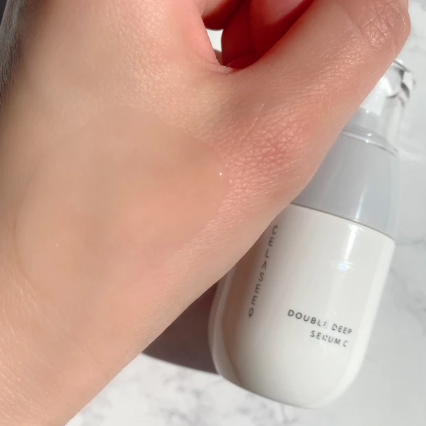 手 美容液 ボトル