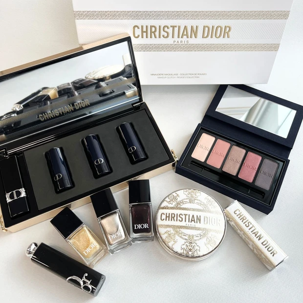 Dior リップケース クリスマスコレクション2023ホリデー - 口紅