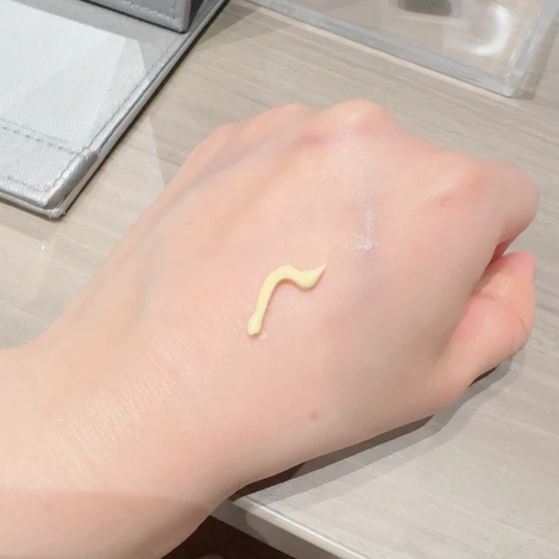 クロノビューティ フラットスムースフィルターUV のテクスチャー