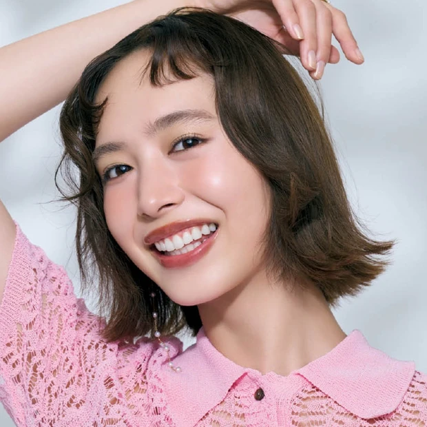 【夏新作ブラウンリップグロス】<br>大人メイクにぴったりのカラー