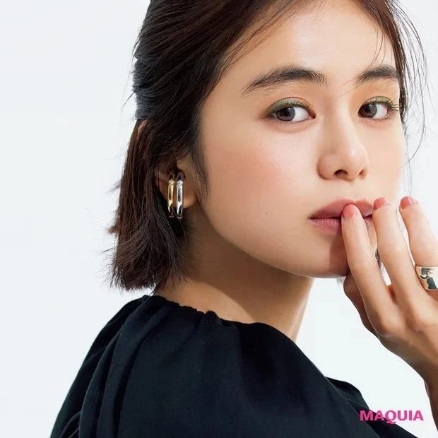 おすすめのカラーアイライナー・ミルキー＆パステル系カラー_＋抜け感カラーでまろやかさキープ