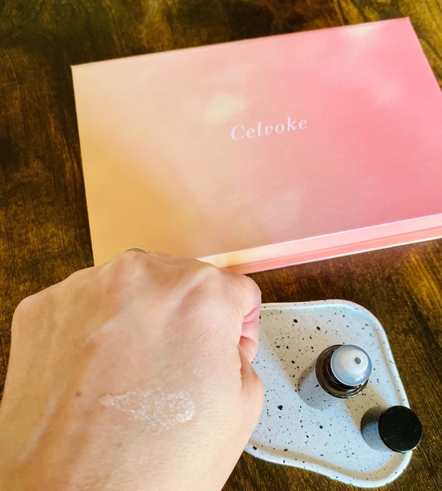 【クリスマスコフレ2022】6000円以下で買える!大人のホリデーメイクに活躍間違いなし!セルヴォーク ベースメイクキットB_5_2