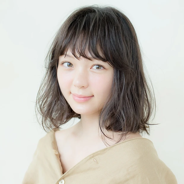 7トーンの髪色 オリーブベージュ