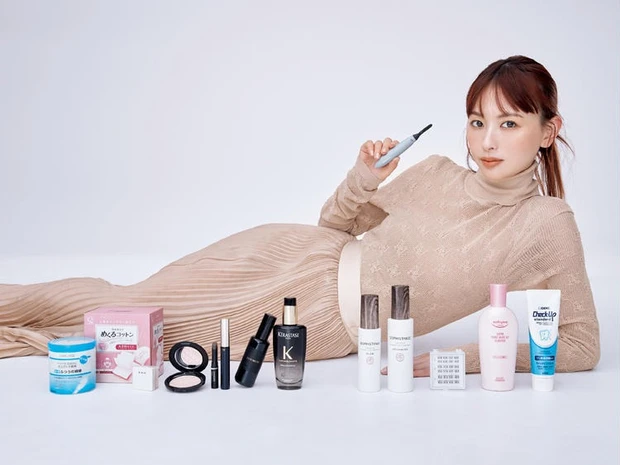 【6位】鈴木えみさんのストックコスメを大公開。クレンジングからヘアオイル、歯磨き粉、綿棒まで!