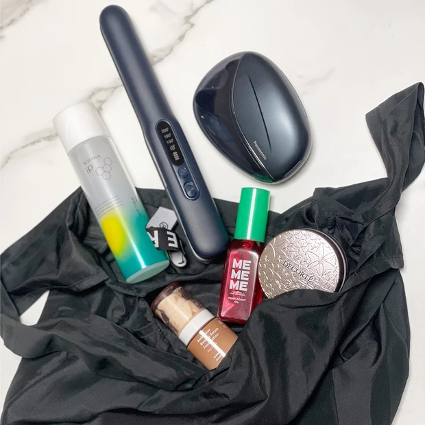 メンズ美容　ポーチの中身　ガジェット