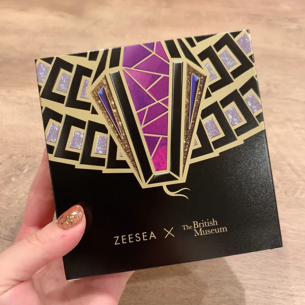 PLAZAで手に入る!中国発アートメイクブランド【ZEESEA(ズーシー)】断然メイクが楽しくなる16色アイシャドウパレット_2