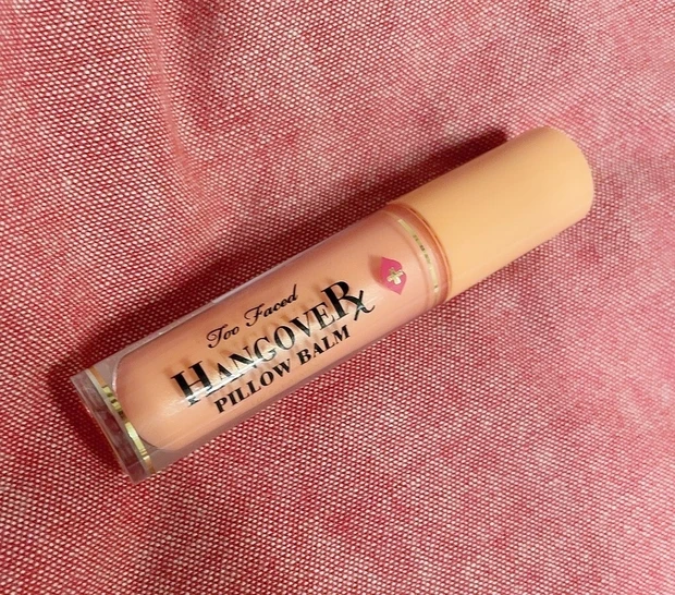 保湿力抜群！？　大人気で即売り切れToo Facedのトゥー フェイスド ハングオーバー～ ピロー バーム リップ トリートメント（新色もご紹介）_2_1
