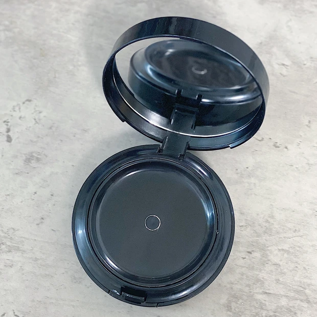 現在も入手困難！
【V3ファンデーション】スキンケア感覚で使える話題のファンデーション。今も爆発的人気の秘密に迫る。
_2_2