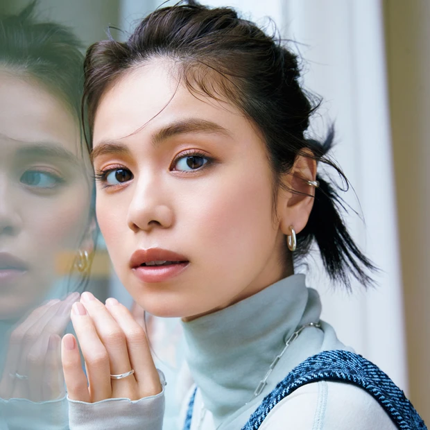 【秋メイク】ルナソルのにじみチークで狙うは、大人のヘルシー顔！