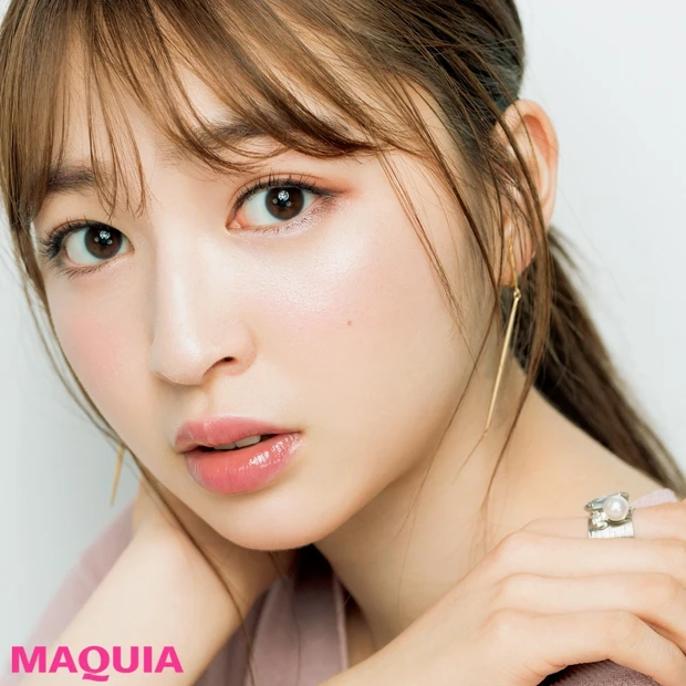 高橋里帆流！ 本気の毛穴消しベースメイクは“ツヤ”で毛穴を目くらまし