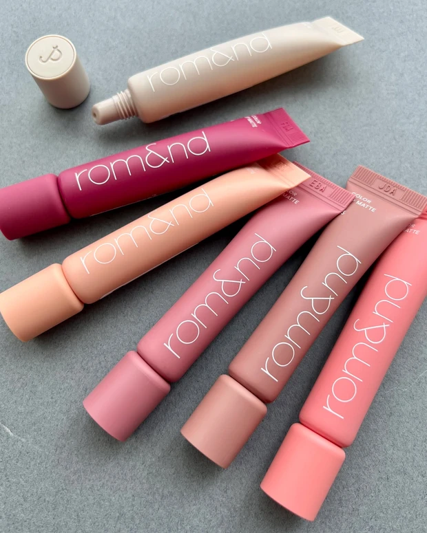 ロムアンド カラーリップマット パッケージ