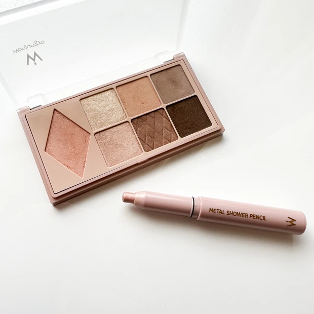 【ウォンジョンヨ  メタルシャワーペンシル】
韓国コスメブランドでアイメイク♡_9