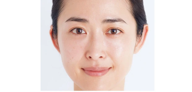 ほうれい線と口角をカバー