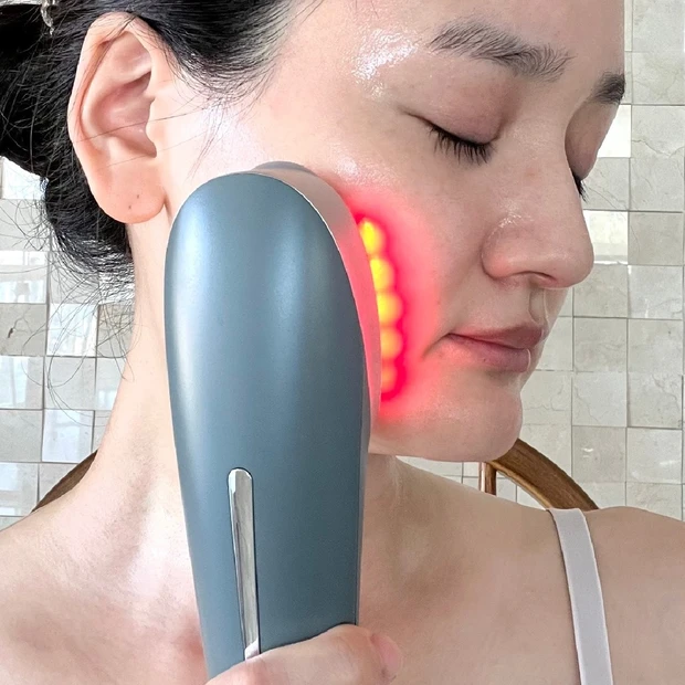 ミーゼ 電気ブラシで頭皮やフェイスのもたつきをリフトケア