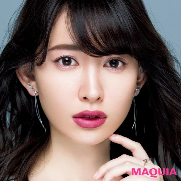 幼く見られがちな横長×求心タイプさん必見！ 縦割り顔をつくる小田切ヒロ流…