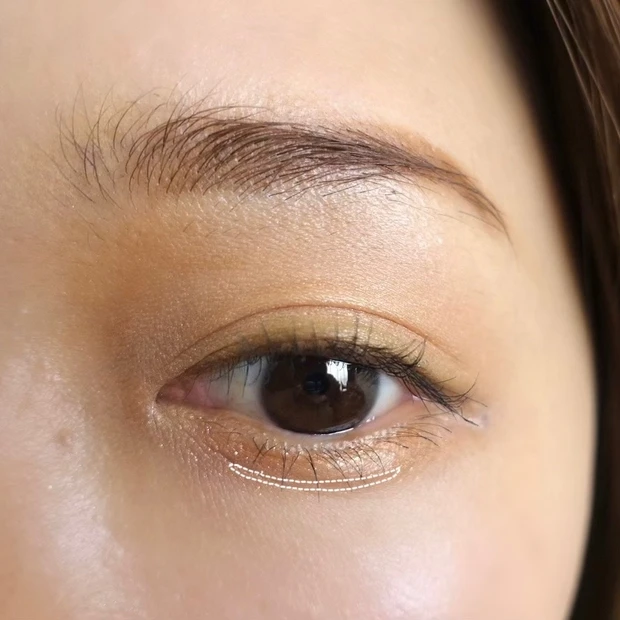 【 石原さとみさんの表紙メイク】辛口カーキ×甘さと抜け感のバランスメイク!雰囲気だけでも石原さとみさんになれる...?!使用コスメやメイクポイントをご紹介!!_6_1