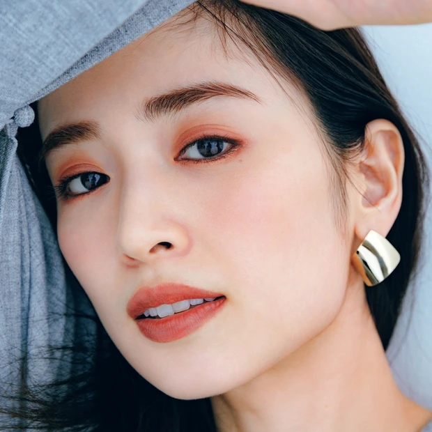 オレンジベージュのプチプラパレットで完成！ 色気も叶える春のトレンドアイ…