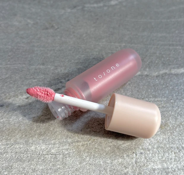 トーン ルミナス グロウ リキッド ベースメイク ハイライト チーク 2026 新作 春コスメ 全色スウォッチ イエベ ブルベ